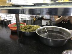 -覃肥叔桂林米粉(粮道街店)