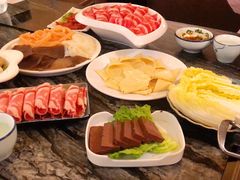 -云中捞高空旋转餐厅(商茂世纪广场店)