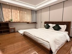 -府学·秋果S酒店(北京南锣鼓巷四合院店)