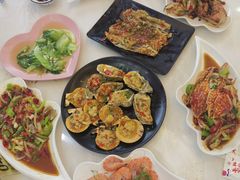 -覃记海鲜美食餐厅