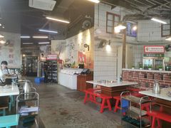 大堂-憨铁匠老火锅(龙岗万科里店)