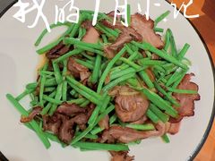 -莲餐厅·湖北菜·潜江小龙虾店(愚园路店)