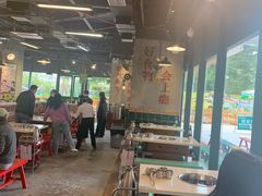 大堂-憨铁匠老火锅(龙岗万科里店)