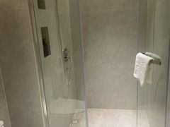 -雲宜贵宾舍酒店(深圳龙东地铁站店)