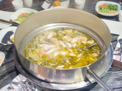 -老船舫·现做活鲜鱼馆(东郊记忆店)