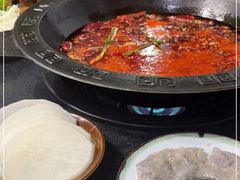 -重庆故事姊妹老火锅(财经学院店)