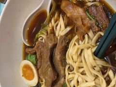 -康师傅私房牛肉面(申虹店)