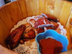 -胡桃里音乐酒馆(环亚凯瑟琳广场店)