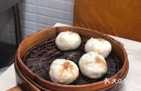 Bone Soup Sauce Pork Bun
