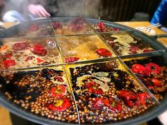 -白乐天毛肚火锅馆(南滨路店)