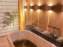 -快乐大桶水养生足浴SPA(前兴路店)