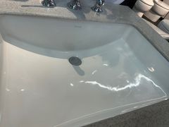 -百安居装修建材卖场(泰然店)