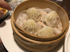 小笼包-皇后餐厅-煲仔·小菜·打边炉(古北店)