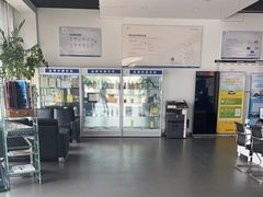 -华胜奔驰宝马奥迪专修连锁(虹梅南路店)