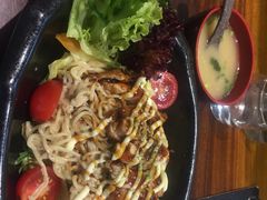 -一豚轩·烧鸟·豚骨拉面(五四路店)