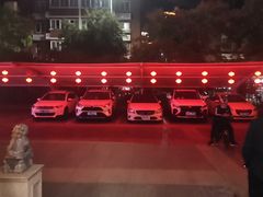 -香山湖渔家大院