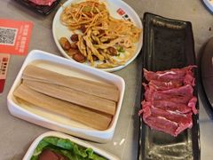 -宴全牛粤来越牛潮汕鲜牛肉火锅(海州万达广场店)