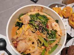 -W COLLECTIVE  DESSERT SHOP