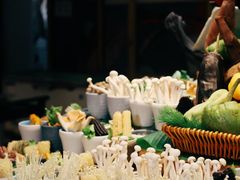 -亚马逊蒸汽活海鲜自助(LCM置汇旭辉广场店)