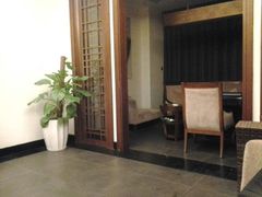 从客厅看棋牌室-苏州环秀晓筑养生度假村