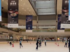 -冰纷万象滑冰场(深圳万象城店)