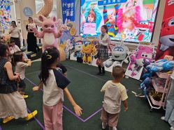 -奈尔宝家庭中心·亲子餐厅(华采天地店)