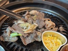 -洞亭火锅(防空洞总店)