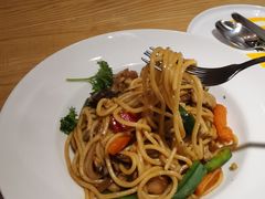 -菲滋意式餐厅(西湖文化广场店)