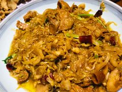 酸菜炒回锅肉-95号酱骨·一块豆腐(展春园西路店)