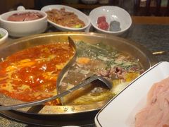 -小天鹅火锅·一线江景洪鼎旗舰店(洪崖洞店)