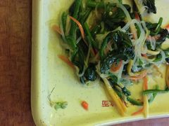 亮亮面馆(经六路店)-亮亮面馆(经六路店)