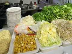 -小街曹师傅砂锅麻辣烫(亚泰大街店)