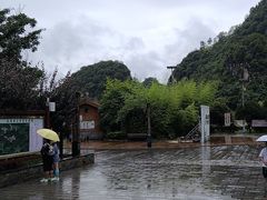 -高荡千年布依古寨旅游景区