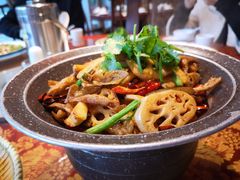 -万重锦·人文川菜馆(骡马市店)