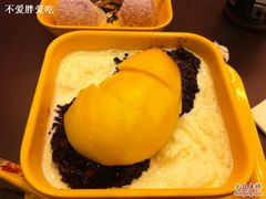 芒果白雪黑糯米甜甜&nbsp;-满记甜品(日月光二店)