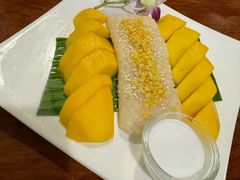 -Dang restaurant (patong phuket)