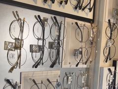 -瑞司视光眼镜·蔡司战略合作眼镜店(新街口店)
