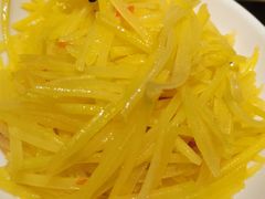 酸辣土豆丝-丁记盐蘸牛肉·新杭菜(河东路店)