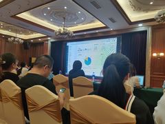 大堂-山明水秀大饭店