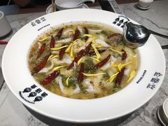 -渔语鱼新川菜Bistro(万象天地店)
