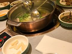 -润园四季椰子鸡火锅(卓越INTOWN店)