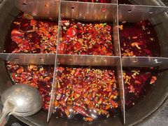 -周小明火锅(黑金冠社区店)