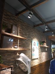 点击看大图 -MONE美发沙龙