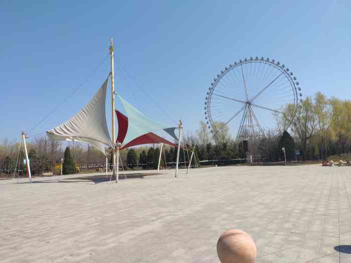 国门湾公园-"全国十一国庆出来玩. 过来打卡丹东的国.