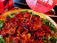 -何师烧烤Pro ·江湖川菜·小龙虾·精酿啤酒(太古里旗舰店)