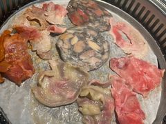 -佰烧海鲜烤肉火锅自助(世茂国际广场店)