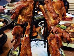 馕炕架子肉-凯撒尔新疆特色主题餐厅(青山店)