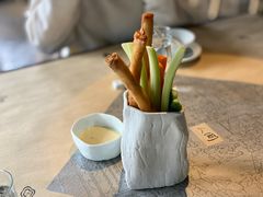 -穹六人间 people 6(岳阳路店)