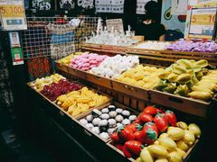 -席娜卡琳火车铁道夜市