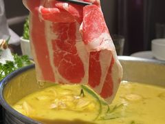 -鲜入唯煮·港式海鲜牛肉火锅(金宝街店)